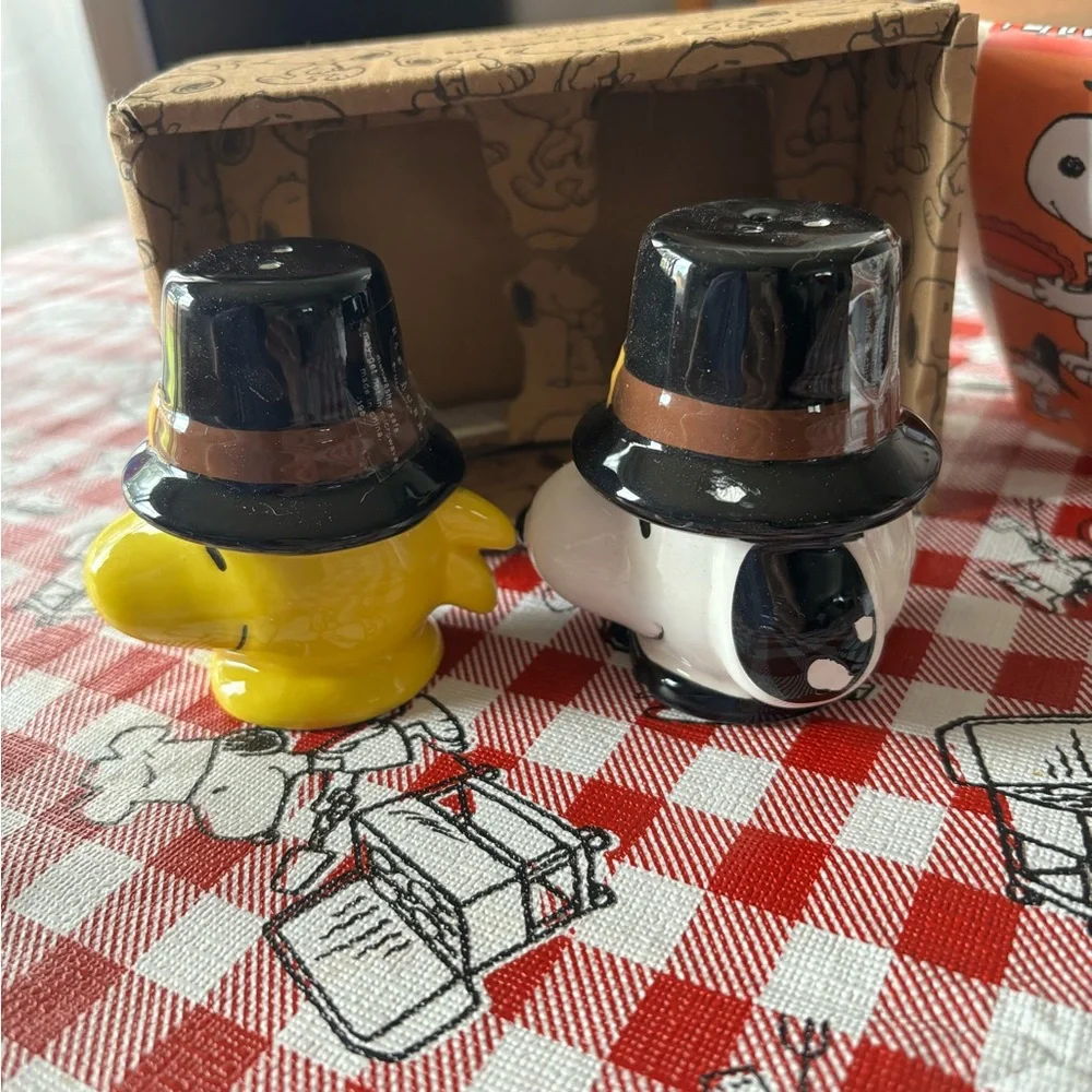 Peanuts Snoopy Fall Ceramic Bowls & Kitchen Set - White/Orange